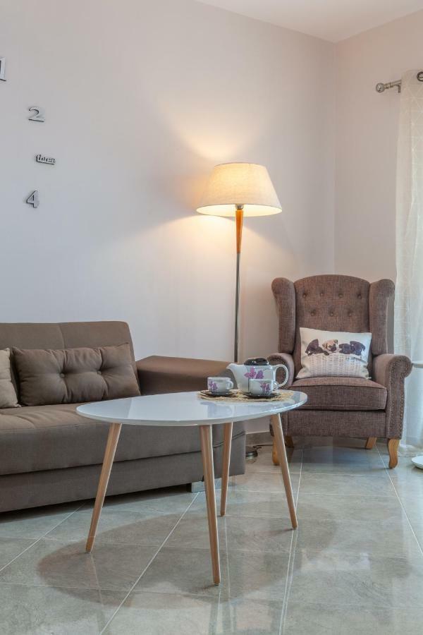 John Apartments Drepano  Ngoại thất bức ảnh