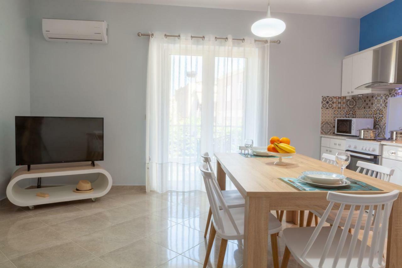 John Apartments Drepano  Ngoại thất bức ảnh
